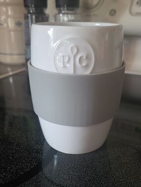 Pampered Chef White Ceramic Egg Cooker